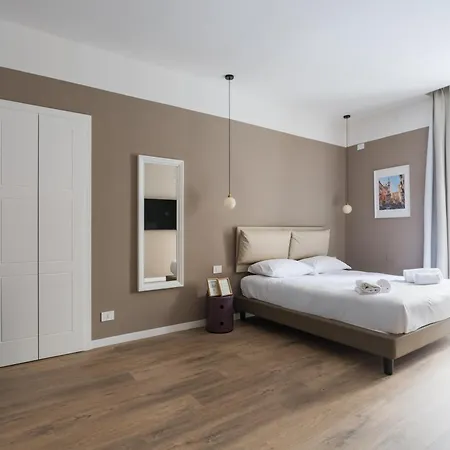 Domus Furcilla Lux By Dimorra * Napoli